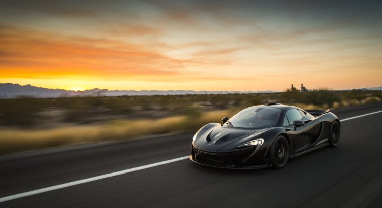 2 McLaren P1 (2013) : 916 chevaux