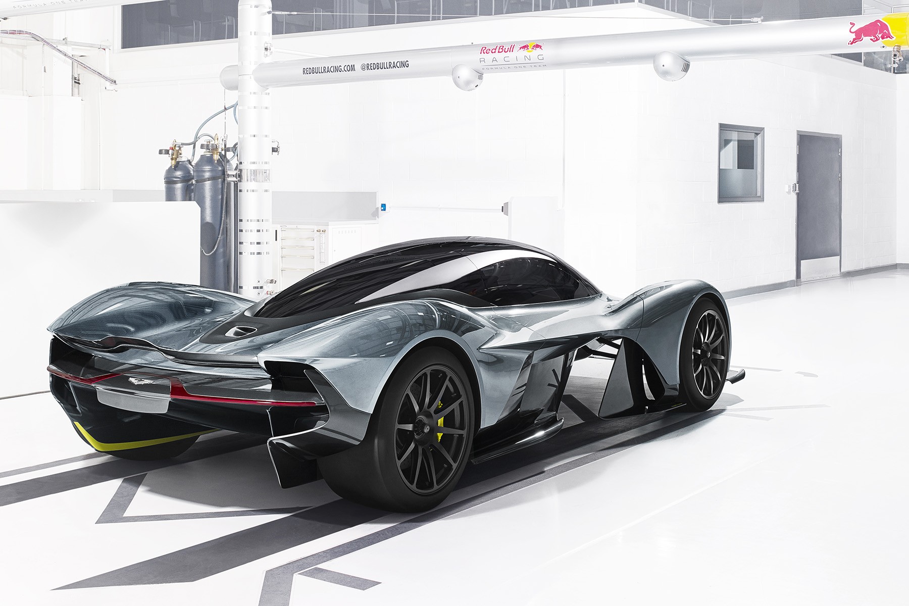 Aston Martin AM RB 001