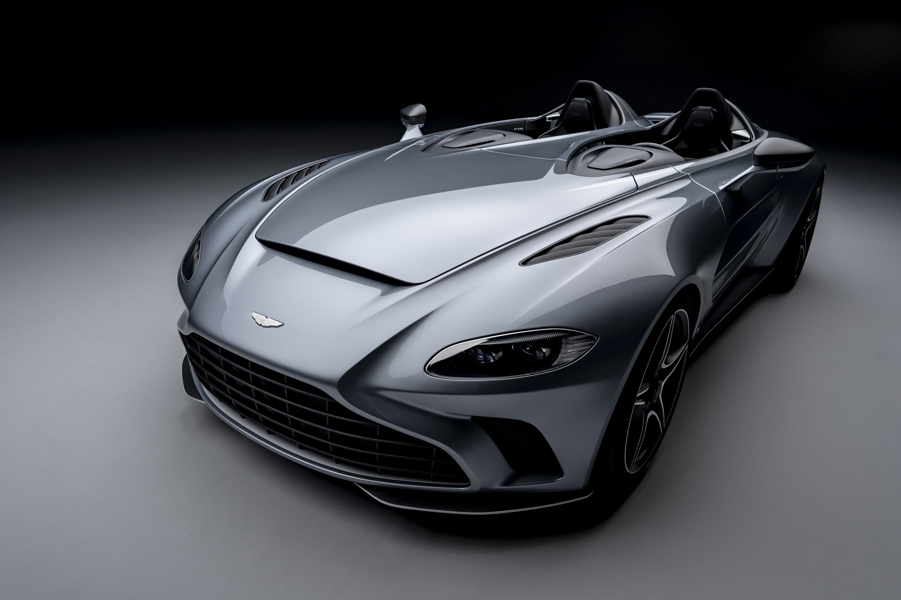 Aston Martin V12 Speedster immatriculé