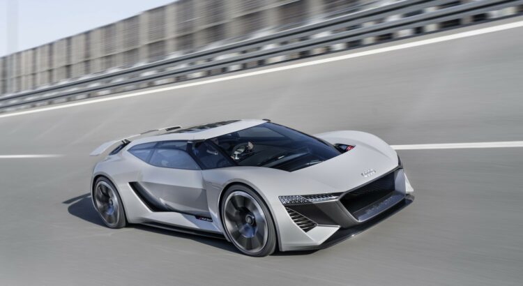 Audi PB18 e-tron (2018) : 3/4 avant droit gris