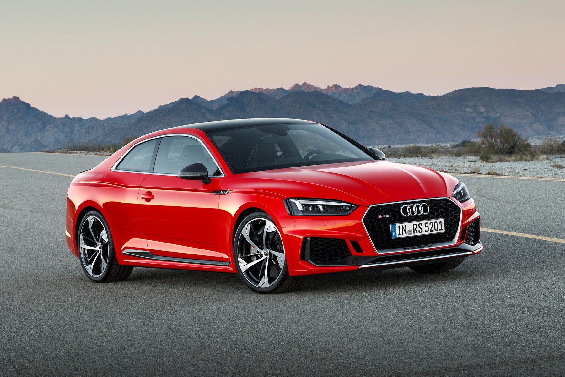 Audi RS5 Coupé (2017) Rouge : Face avant 
