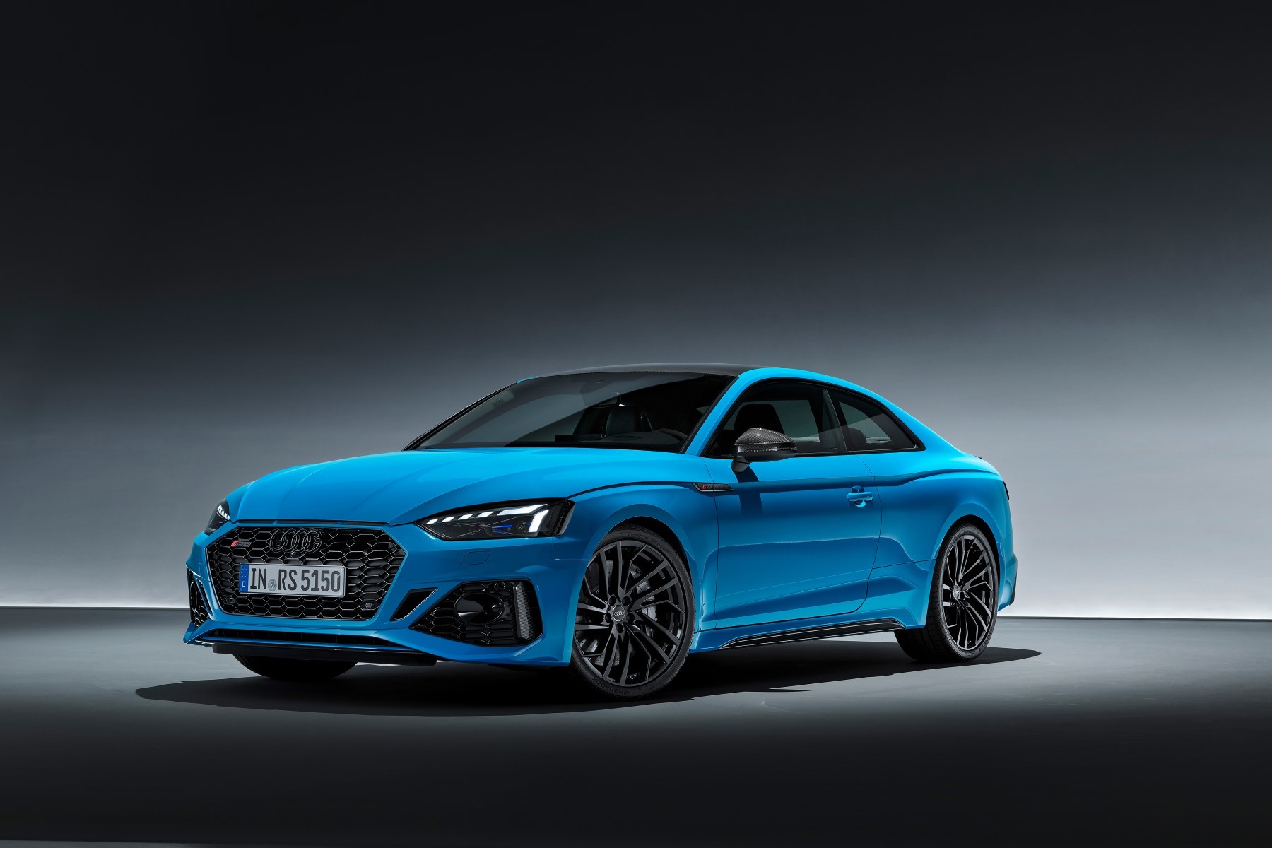 Audi RS5 Coupé (2019) : 3/4 avant gauche bleu