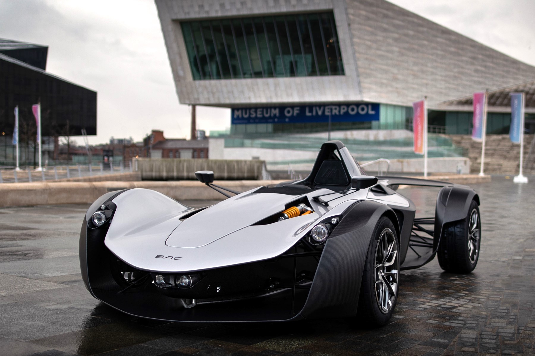 BAC Mono (2021) : 3/4 avant gauche gris