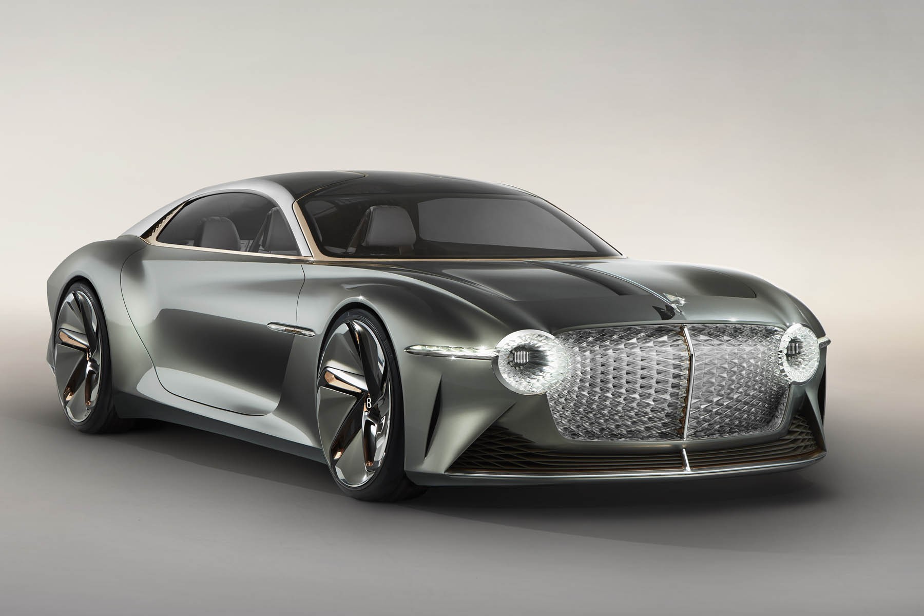 Bentley EXP 100 GT (2019) : 3/4 avant du concept 100% éectrique