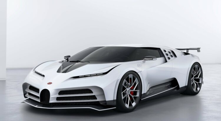 Bugatti Centodieci (2019) : 3/4 avant gauche blanc