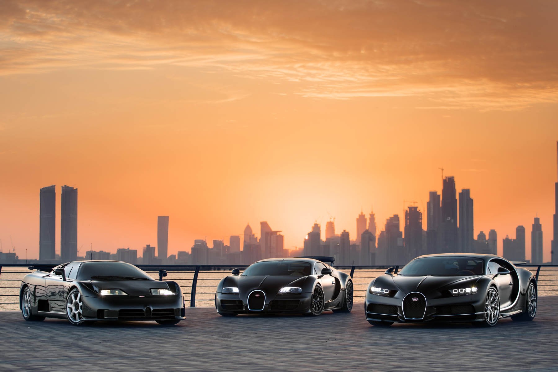 Bugatti : trois décennies d'histoire automobile nous contemplent