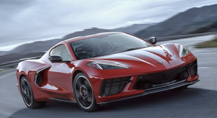 Chevrolet Corvette Stingray (2019) : 3/4 avant droit rouge