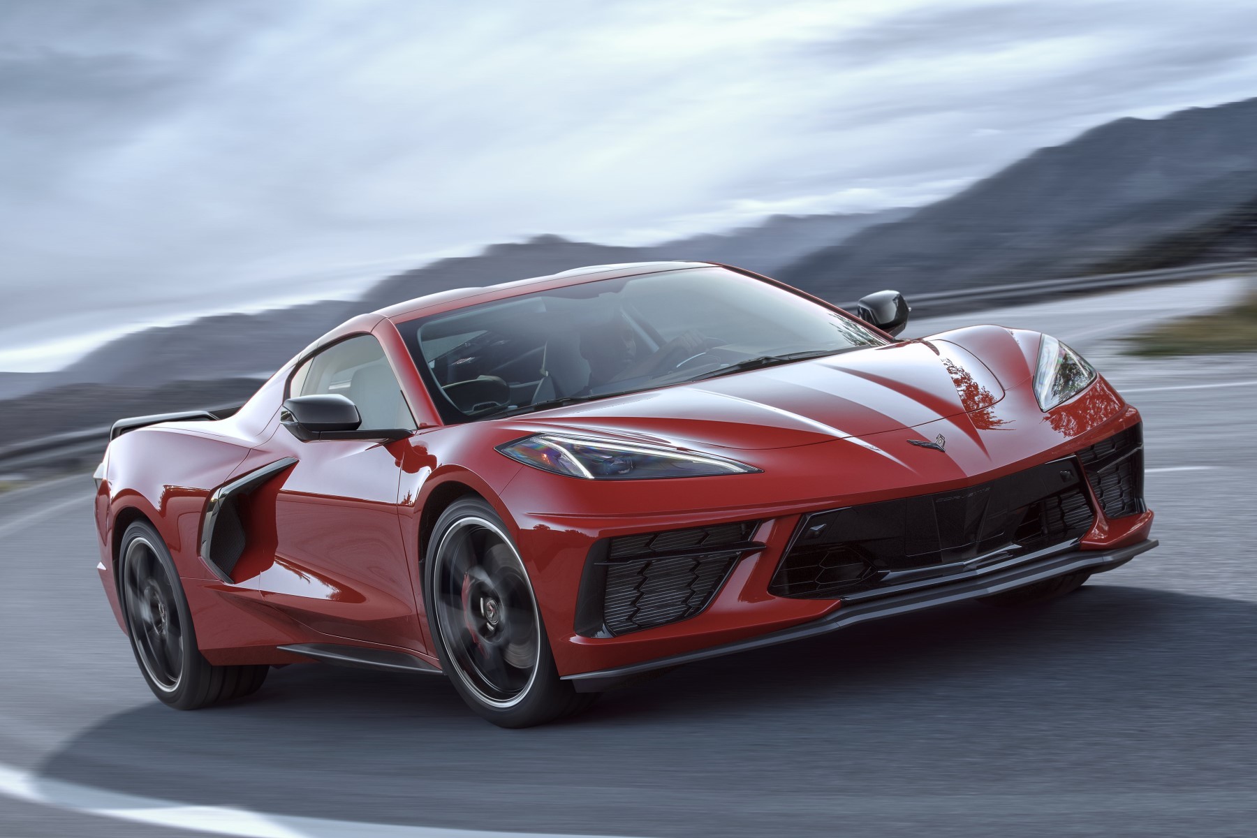 Chevrolet Corvette Stingray (2019) : 3/4 avant droit rouge