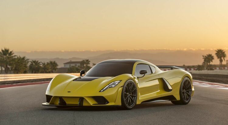 Hennessey Venom F5 (2017) : 3/4 avant gauche jaune