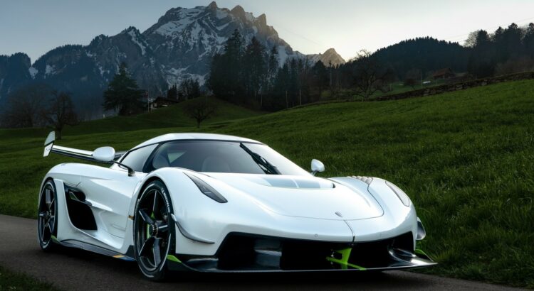 Koenigsegg Jesko (2019) : 3/4 avant droit blanc