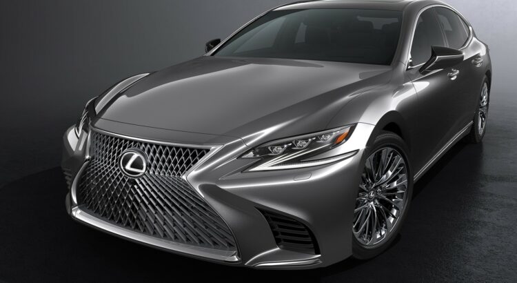 Lexus LS 500 Limousine 4 portes (2017) : photo officielle carrosserie avant 3/4 face