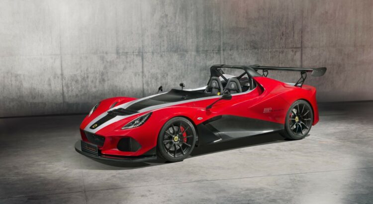 Lotus 3-Eleven 430 (2018) : 3/4 avant gauche rouge