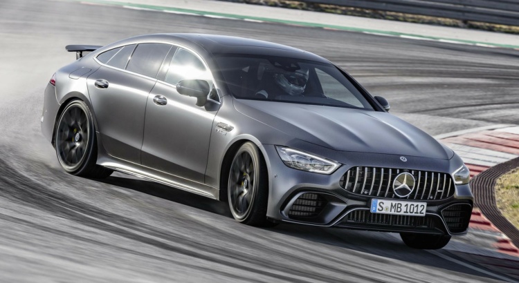 Mercedes AMG-GT S 63 4.0i V8 BiTurbo 639 4Matic Speedshift DCT AMG 9 Speed  (Coupé)