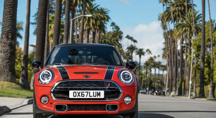 Mini Mini 2.0i Twin Power Turbo 192  BVA7 Cooper S Exquisite (Berline)