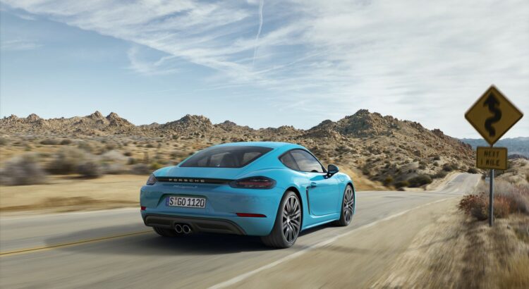 Porsche 718 Cayman 2016