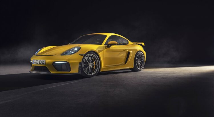 Porsche 718 Cayman GT4 (2019) : 3/4 avant gauche jaune