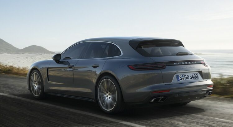 Le Porsche Panamera Sport Turismo (2017) est disponible à la commande. Les premières livraisons sur le marché français sont prévues pour le 7 octobre 2017.