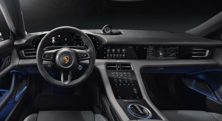 Porsche Taycan (2019) : intérieur avant noir