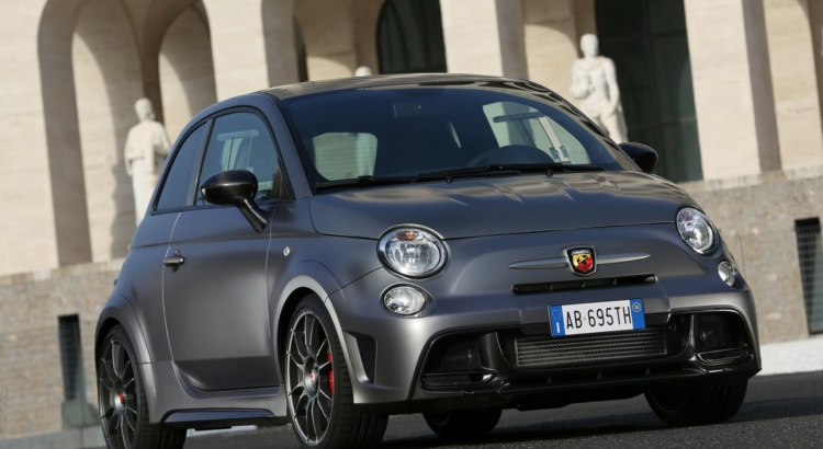 Abarth 695 1.4i Turbo 16V T-Jet 190    (Berline)