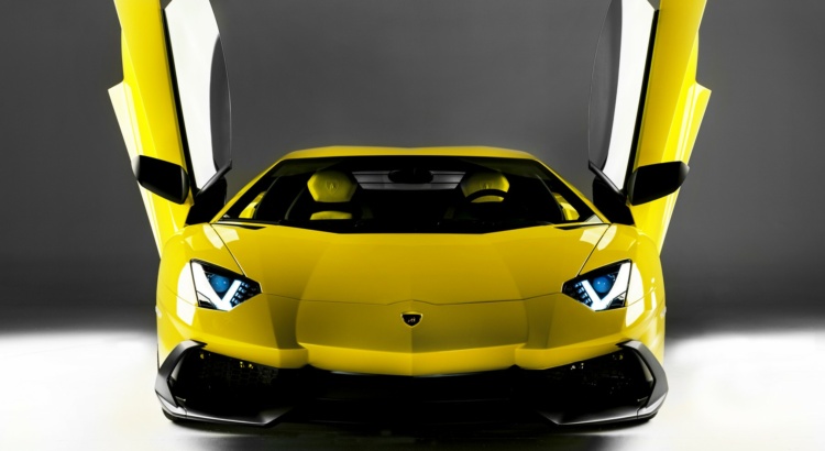 Lamborghini Aventador 6.5i V12 LP 700-4   Pirelli Edition (Coupé)