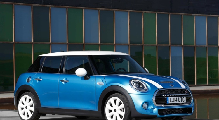 Mini Mini 2.0i Twin Power Turbo 211   Edition 211 John Cooper Works (Berline)