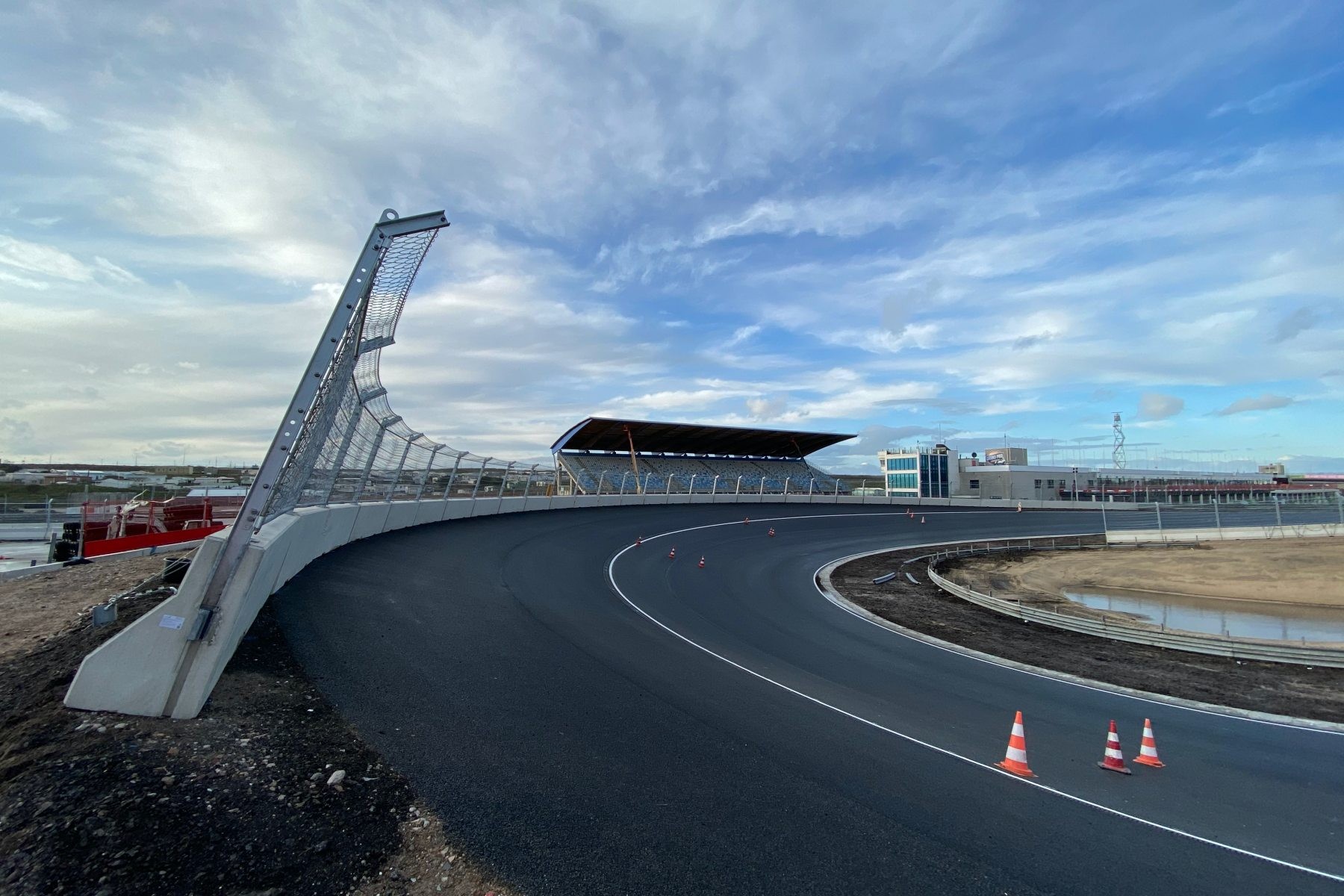 Le virage relevé du circuit de Zandvoort, Arie Luyendyk