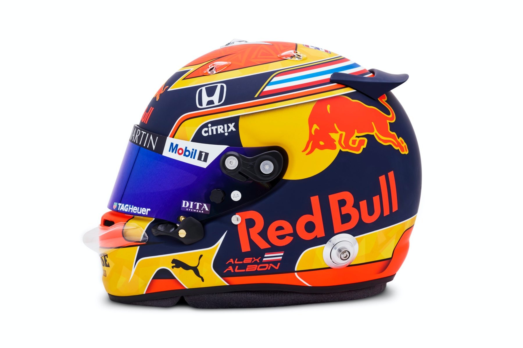 Le casque d'Alexander Albon (Red Bull) pour la saison 2020 de Formule 1