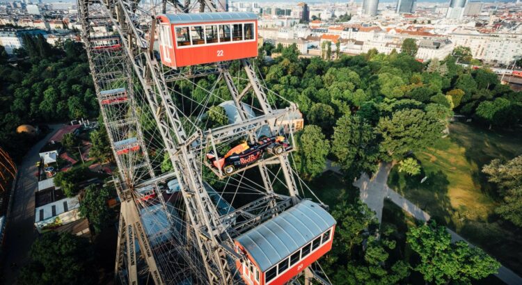 La Red Bull RB15 sur une grande roue à Vienne