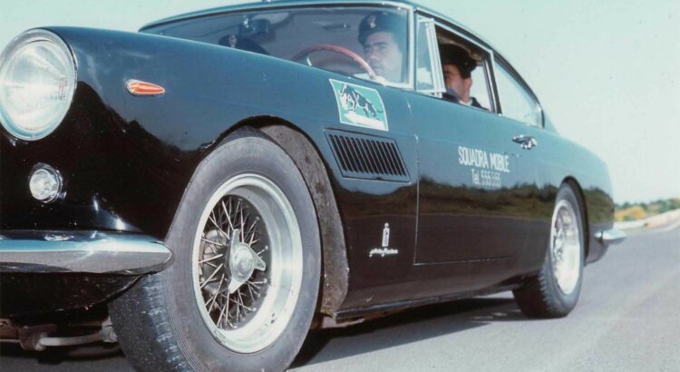 Ferrari 250 GTE 2+2 Polizia (1962) - Crédit : Girardo & Co