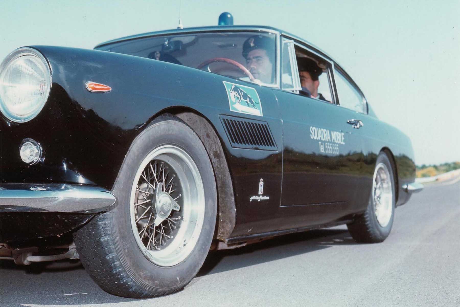 Ferrari 250 GTE 2+2 Polizia (1962) - Crédit : Girardo & Co