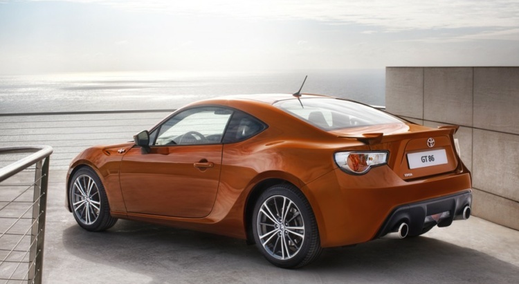 Toyota GT86 2.0i 200    (Coupé)