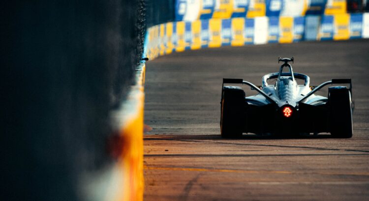 Formula E - Mercedes-EQ tire la prise après 2022