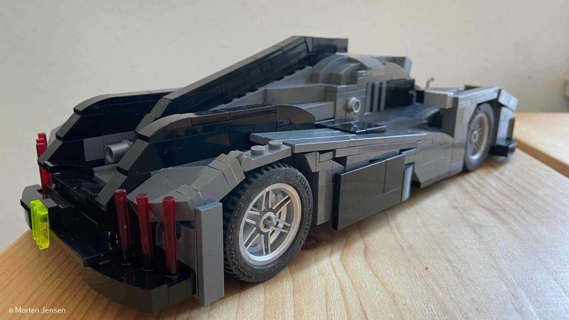 Peugeot 9X8 (2022) en LEGO