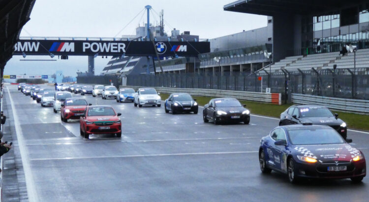 Une Tesla Model 3 victorieuse d'une course d'endurance au Nürburgring !