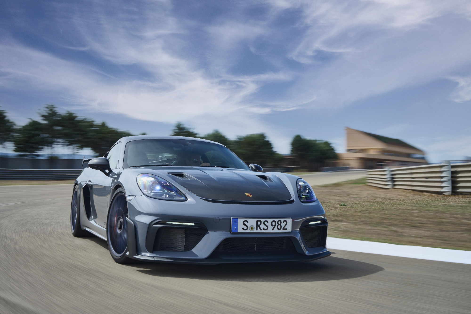 Porsche 718 Cayman GT4 RS (2022) : une nouvelle sportive forte de 500 ch