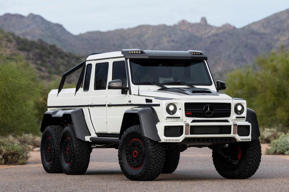mercedes g63 6X6 avant blanc montagne
