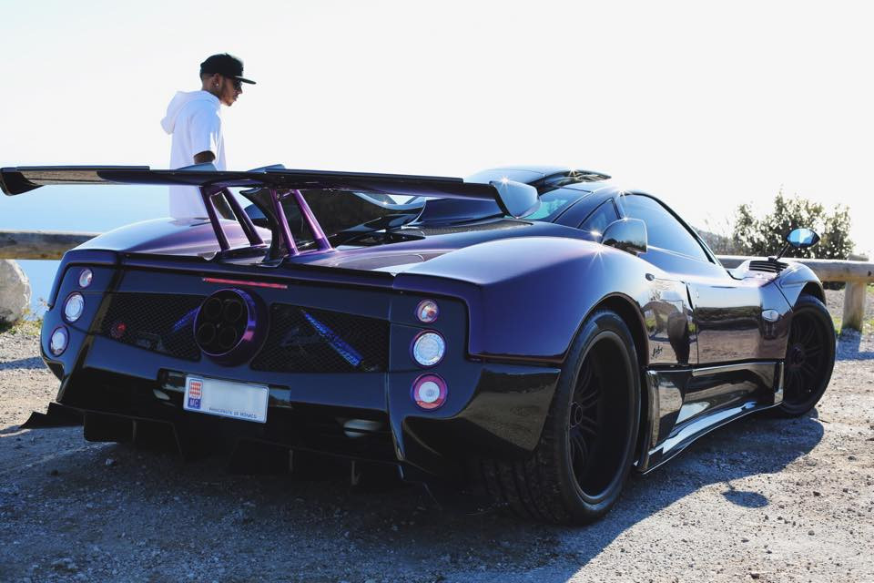 Lewis Hamilton Pagani
