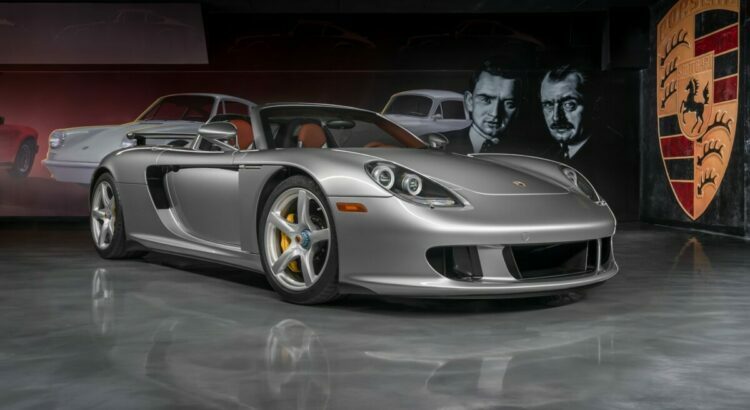 Cette Porsche Carrera GT est quasi neuve !