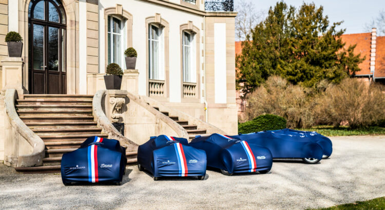 Il craque sa tirelire et achète... huit Bugatti d'un coup !