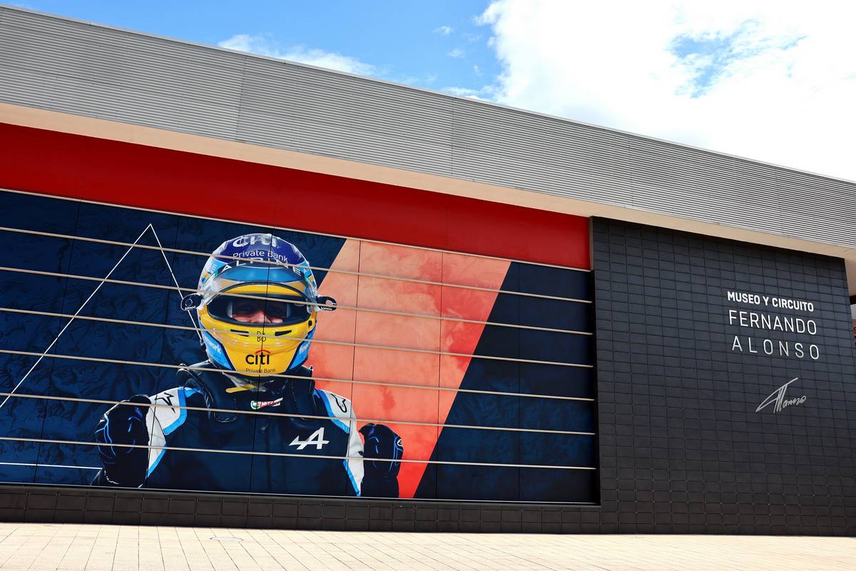 Fernando Alonso : découvrez le superbe musée du champion F1 !