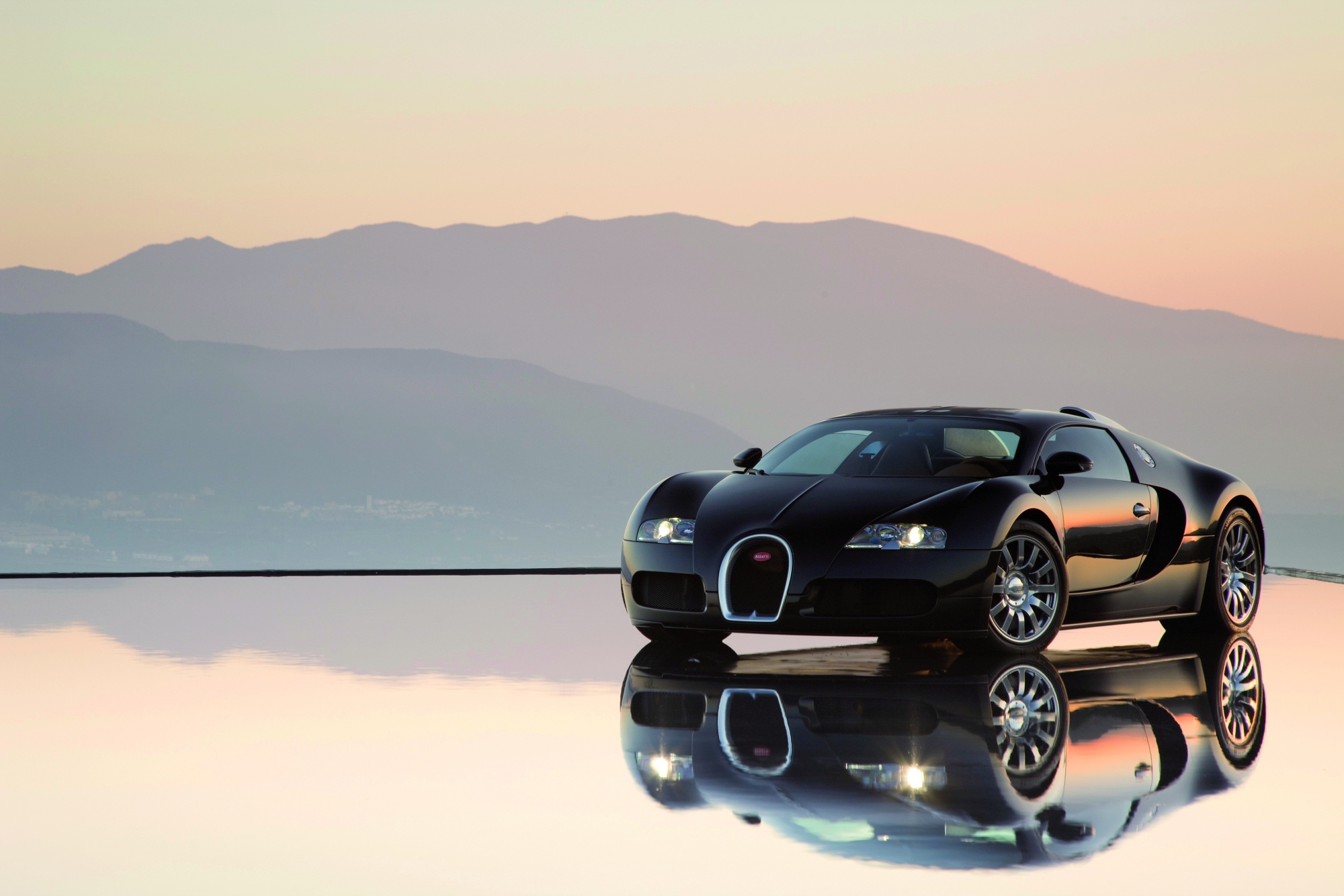 Bugatti Veyron (2005)
