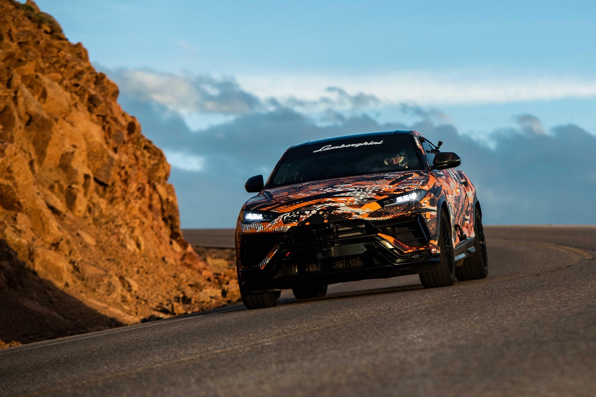Pikes Peak : la Lamborghini Urus bat le record de Bentley !