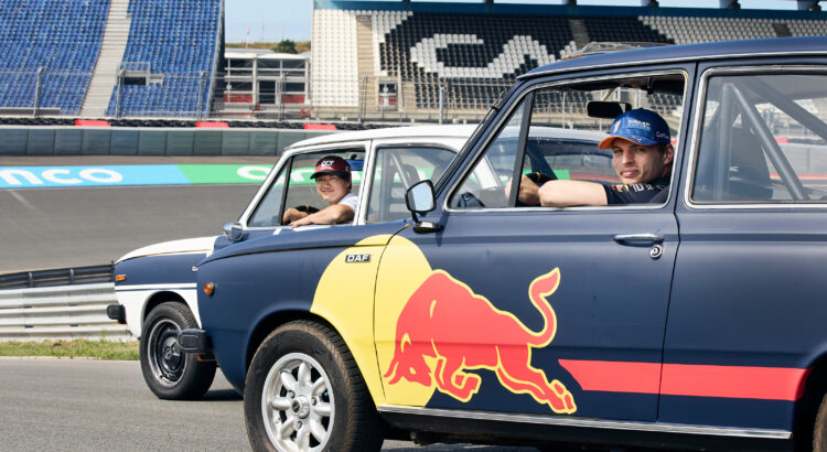 F1 - Verstappen affronte Tsunoda sur circuit... en marche arrière ! (vidéo)