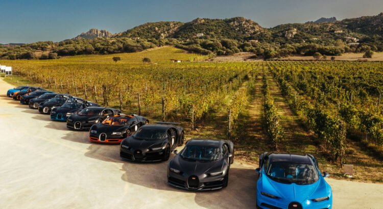 Quand 22 Bugatti s'aèrent les cylindres au soleil de la Sardaigne