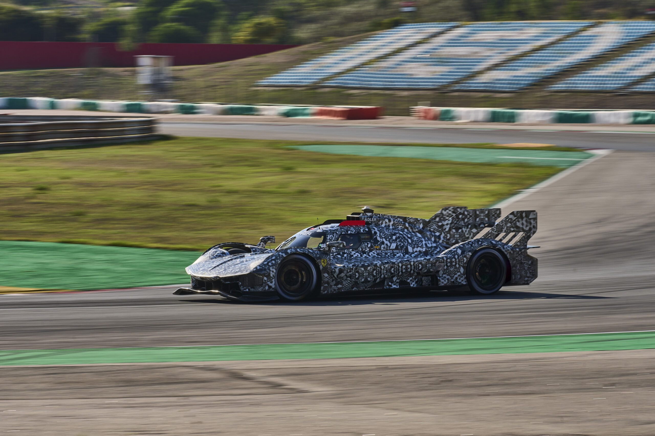 Ferrari Hypercar LMH (2023)