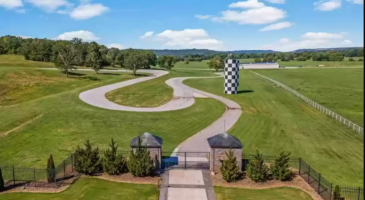 maison circuit vente insolite