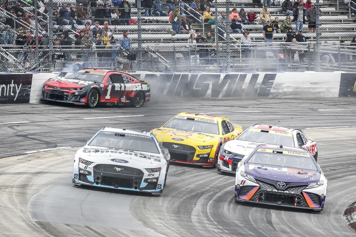 NASCAR pilote mur finale