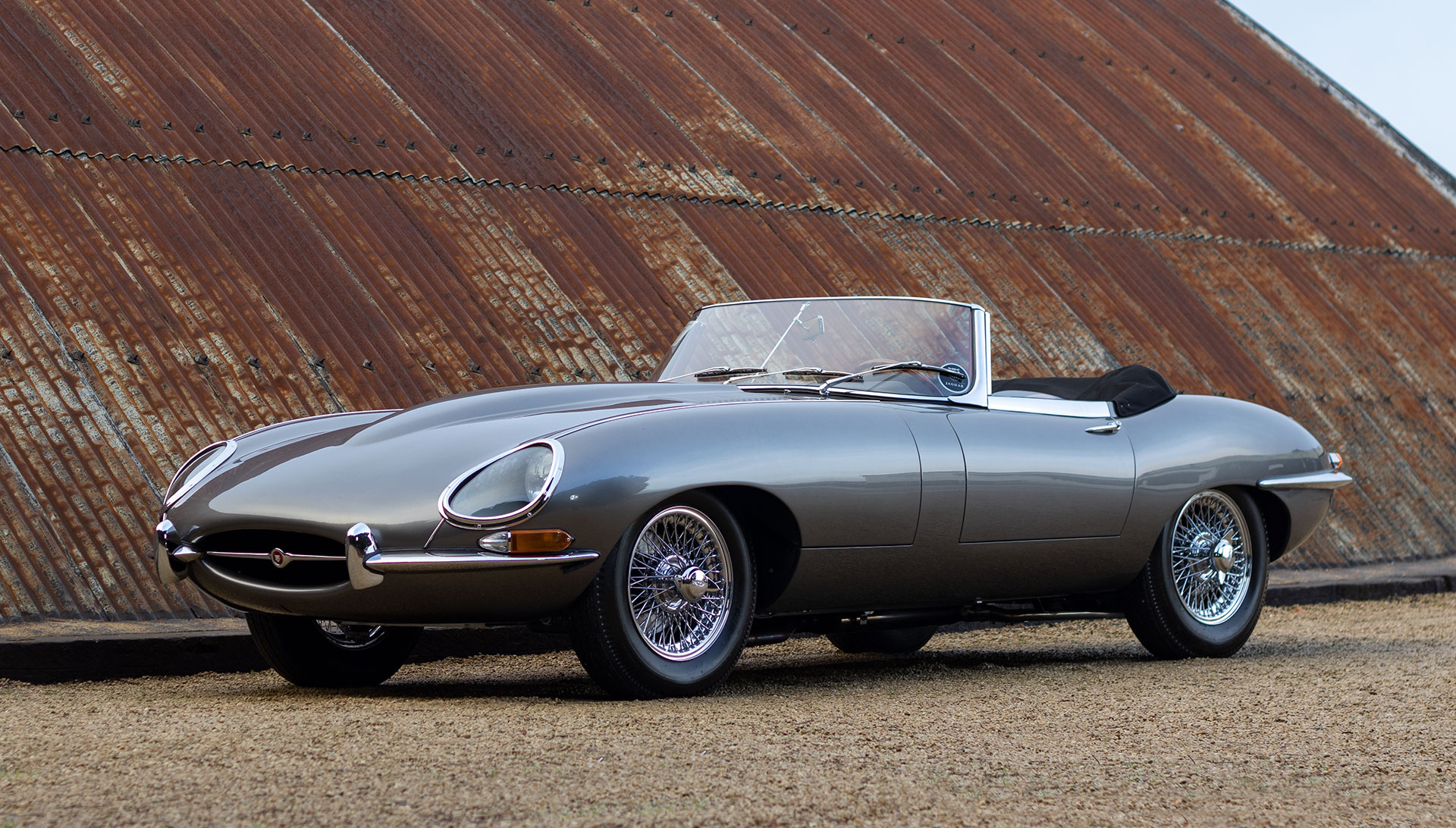 Jaguar bleue E type S1 Roadster de 1961