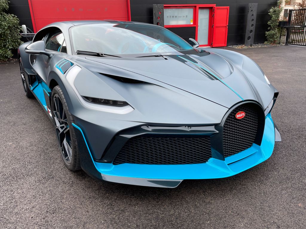 Bugatti Divo 2023