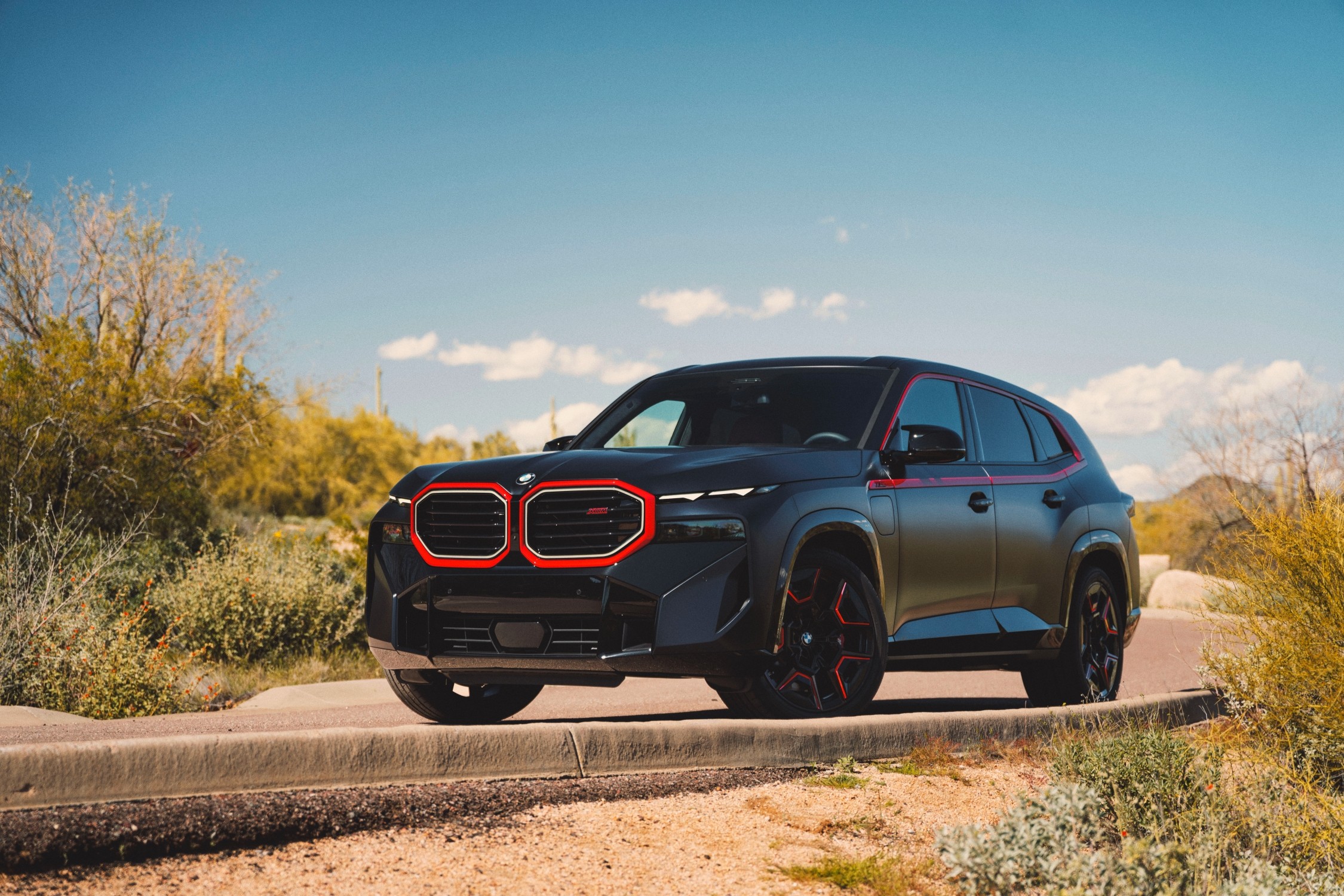 Nouvelle BMW XM Red Label (2023)